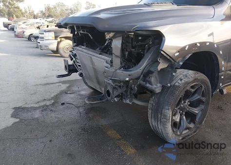 2021 Ram 1500 Limited 4X4 5'7 Box из США, поврежденный, VIN 1C6SRFHT8MN570795